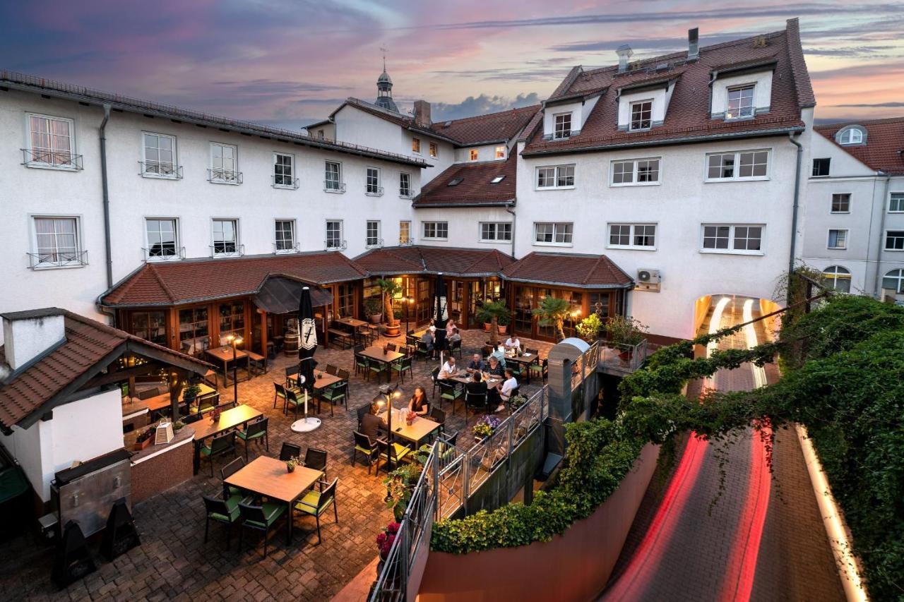 Hotel Reussischer Hof Schmolln  Экстерьер фото