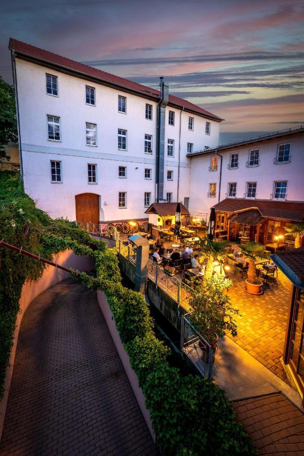 Hotel Reussischer Hof Schmolln  Экстерьер фото