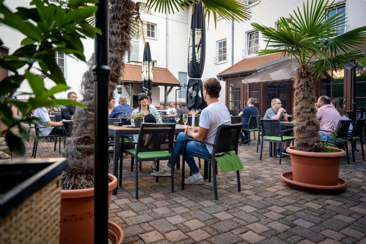 Hotel Reussischer Hof Schmolln  Экстерьер фото