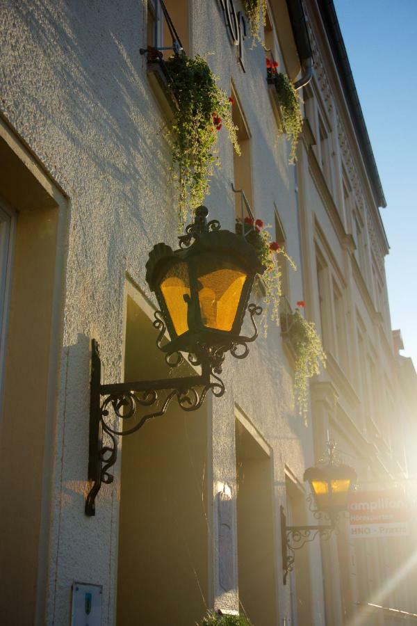 Hotel Reussischer Hof Schmolln  Экстерьер фото